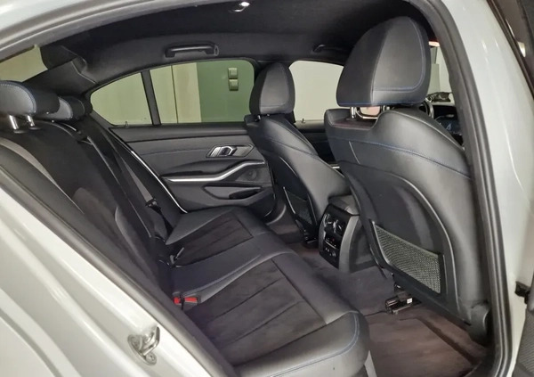 BMW Seria 3 cena 139999 przebieg: 82105, rok produkcji 2019 z Góra małe 596